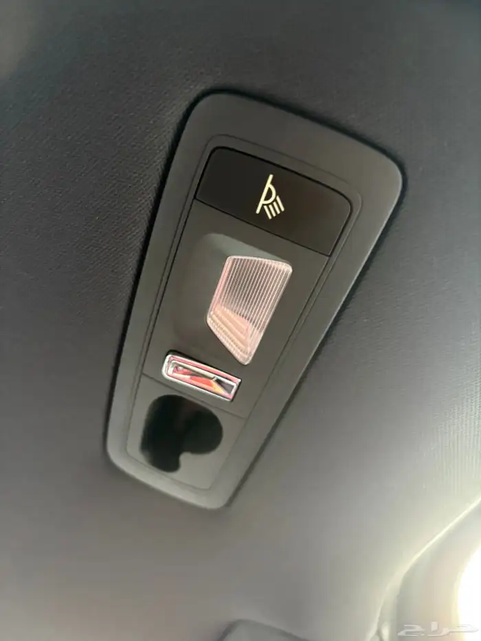 للبيع بورش مخزن 20