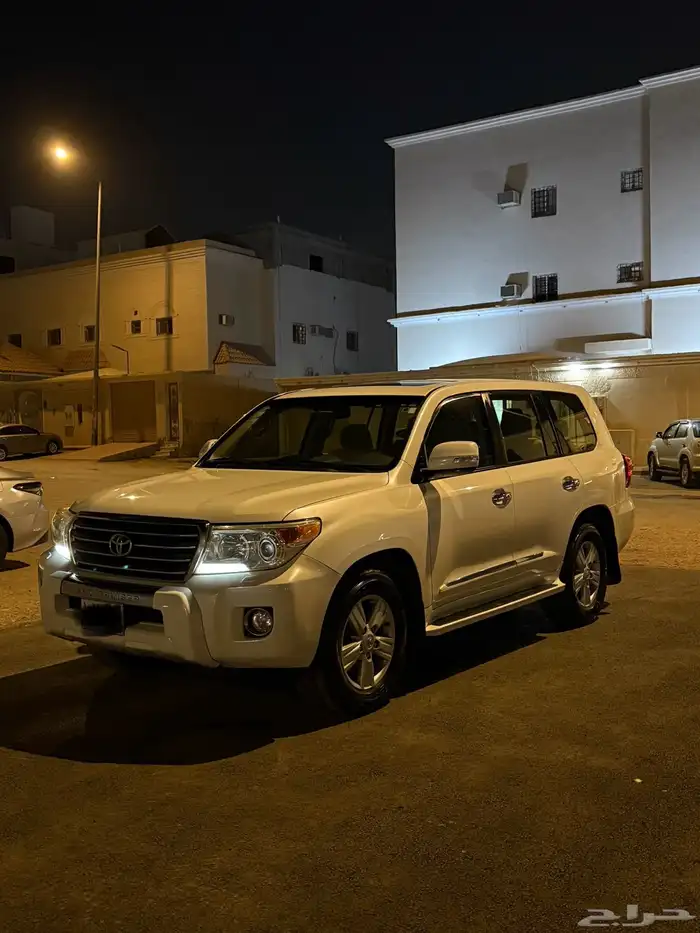 لاندكروزر2013 2