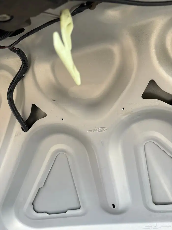 فورد فكتوريا 28