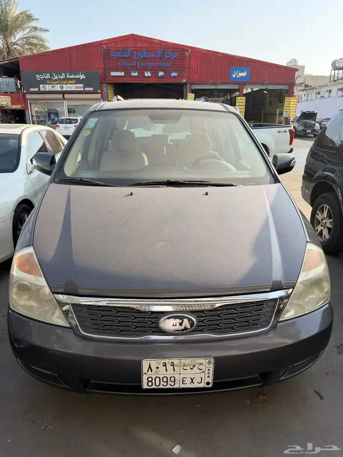 كيا كرنفال موديل 2015 4