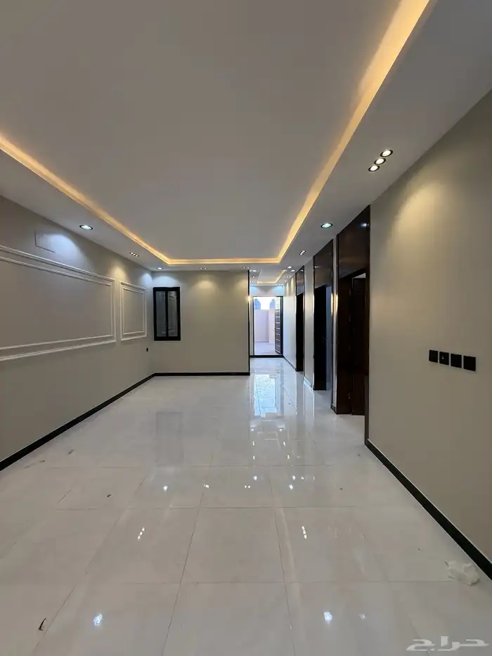 للبيع روف علوي بموقع مميز ومكتمل الخدمات بالموسى خميس مشيط 27