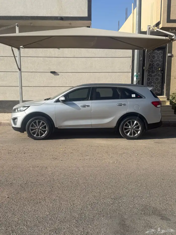 كيا سيورنتو 1