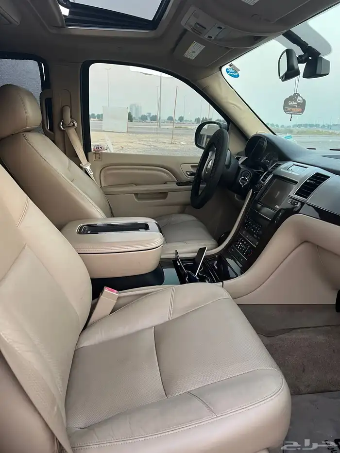 للبيع اسكاليد الجميح سعودي 2012 2