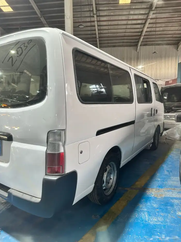 باص أورفان نيسان 2005 3