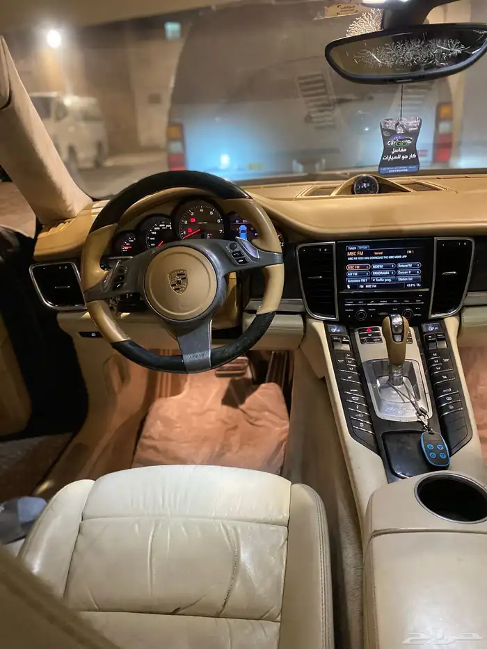 بورش باناميرا 2010 14