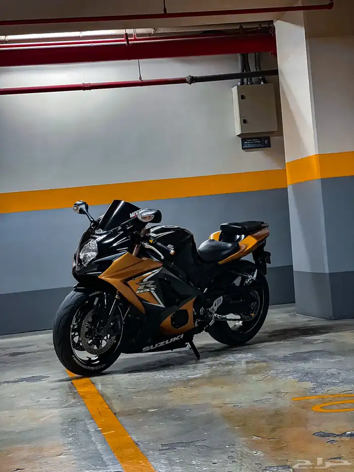 للبيع سوزوكي 1000 2008 فيابر وكاله 0