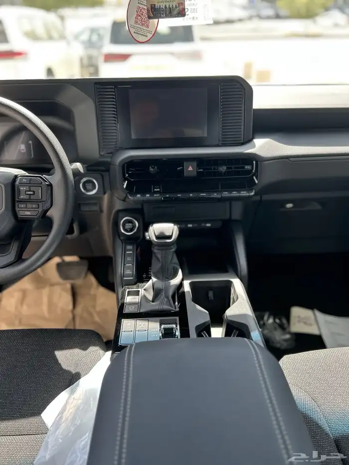 تويوتا   برادو TXL-1 بنزين 2026 ابيض 190900 شامل الضريبة 5