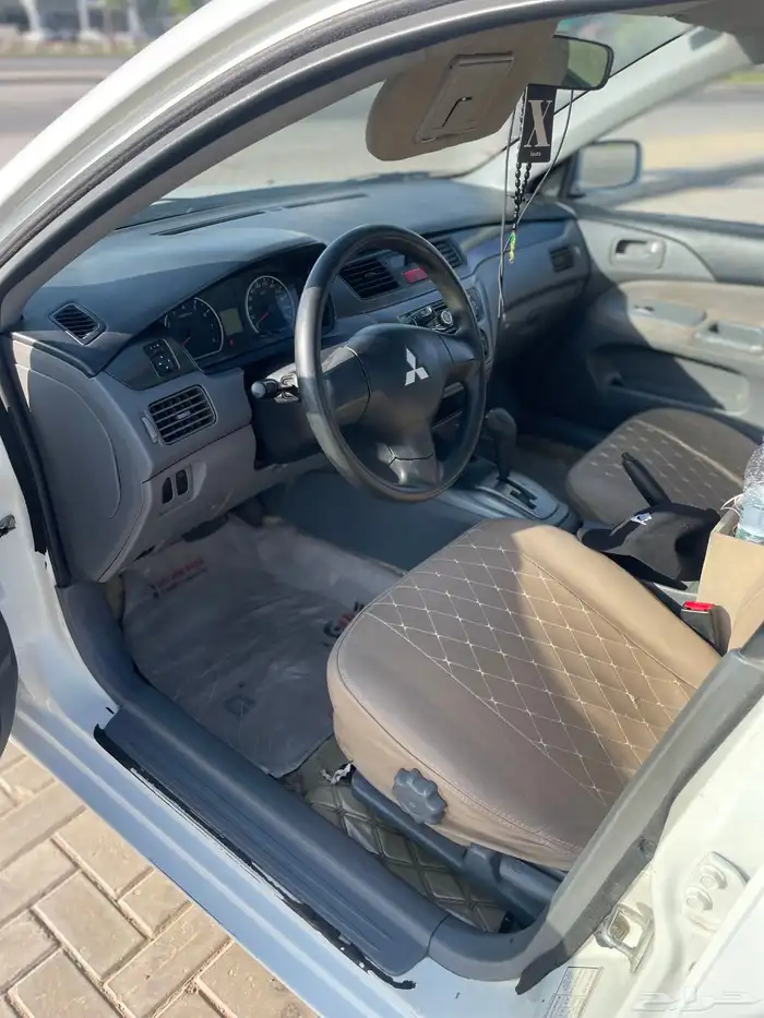 لانسر 2014 للبيع 4