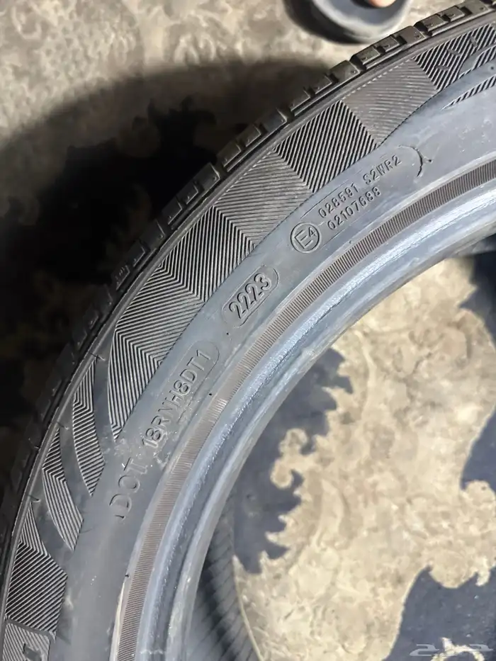 كفرين 245 45 19 مستخدمة نضيف جدا  ومشروطة 2