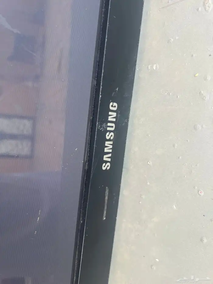 شاشه سامسونج 42 بوصه ب 50 ريال 1