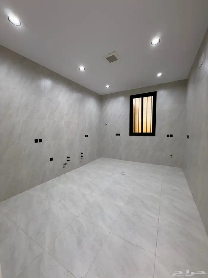 روف علوي مع ملحق 9 غرف بتصميم مودر قرب ح الراقي-بسعر 670الف 7