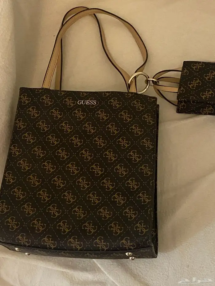 شنطه للبيع ماركة جيس 0