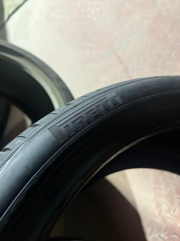 255 35 19 كفرين بريلي مستخدم نضيف جدا  ومشروطة نهايه23 4