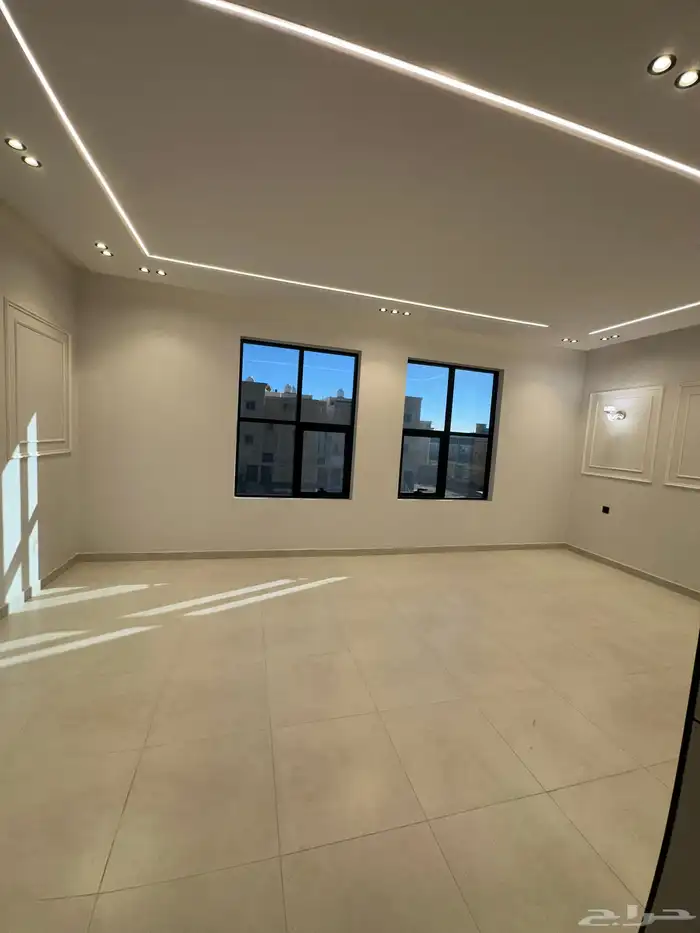 للبيع شقق علوية بسعر مناسب جدا بجوار المدارس حي الموسي 0