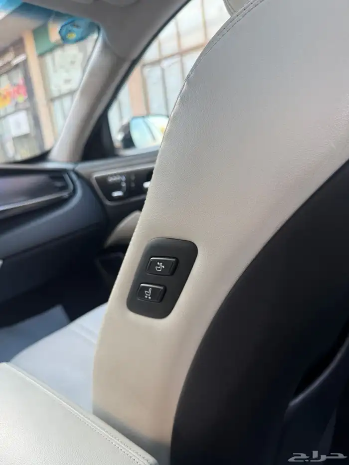 كيا كوريس 2016 فل كامل اعلى فئه 8 سلندر 18