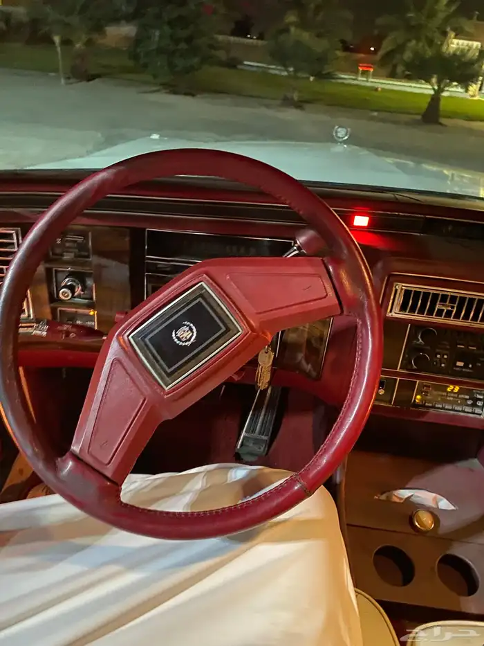 كاديلاك فليتوود 1988 0