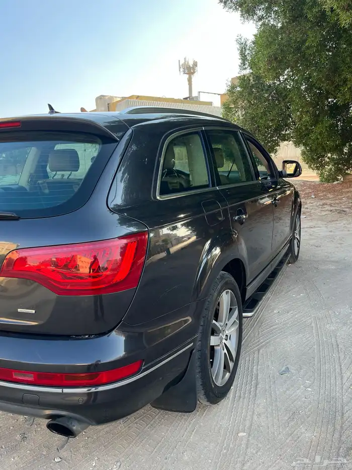 اودي Q7 4