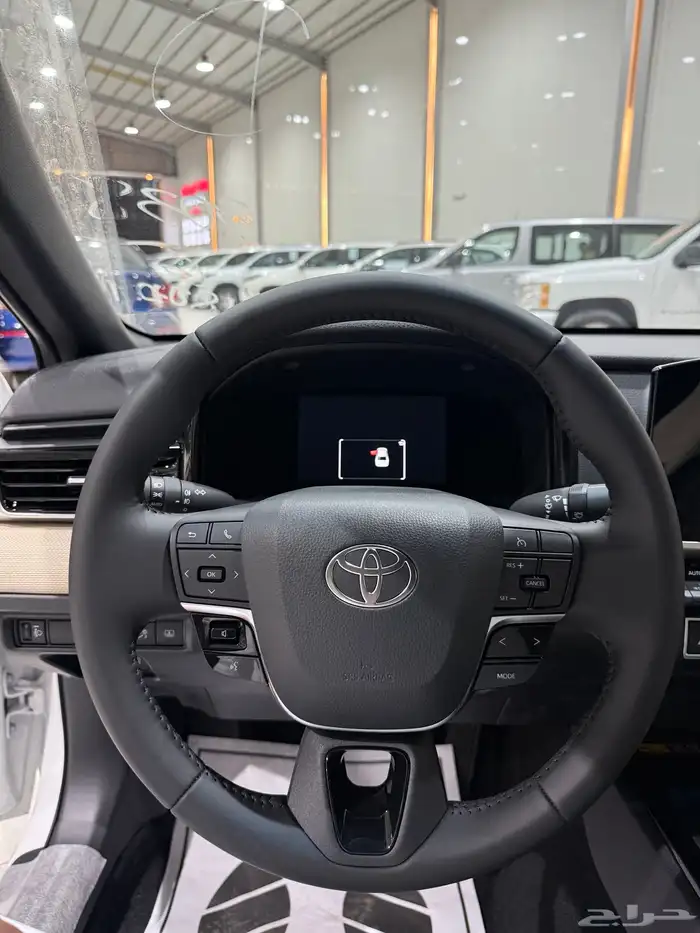 تويوتا كامري LE بنزين 2025 سعودي أصفار اقل سعر 8