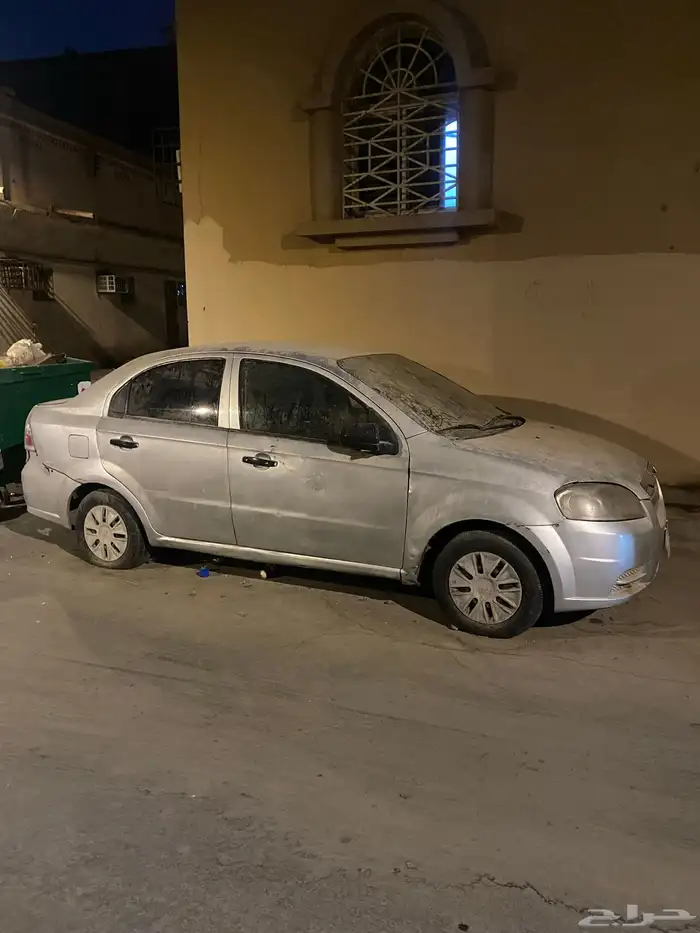 افيو 2012 قير عادي بنزين. مستعمل يبيلها مكينه بس مكيف شغال 0