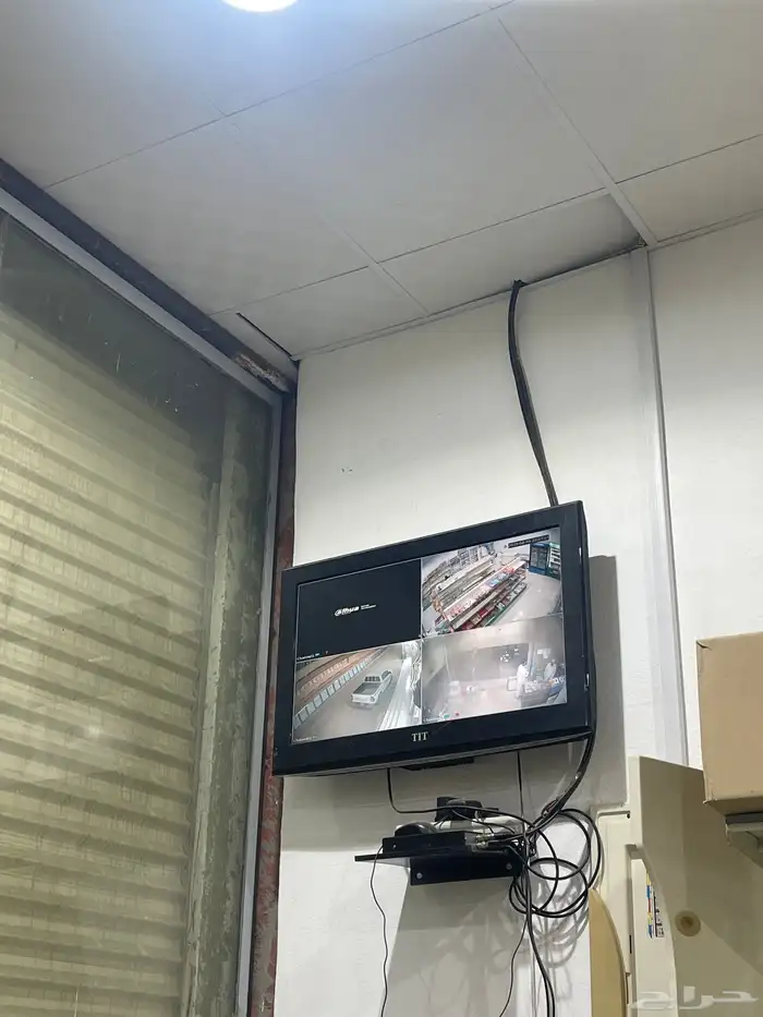 كاميرات للبيع  مع شاشتها وسيفرها وذاكرتها للبيع العدد 3 0