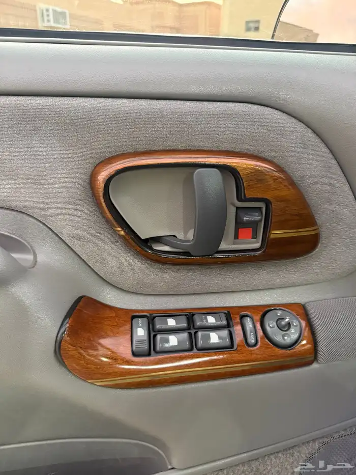 صالون 454 فئة الخمسين مخزن  نظيف جدا 31