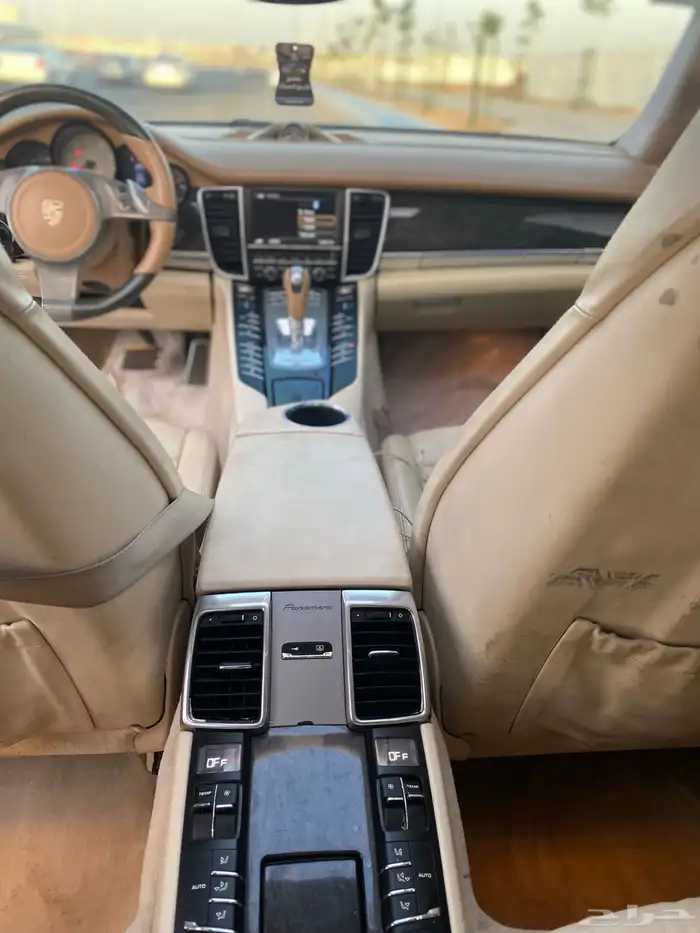 بورش باناميرا 2010 1