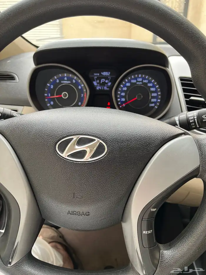 إلنترا 2016 مكينه كبيره2000 ممشى قليل نظيف مرفق فحص كمبيوتر 7