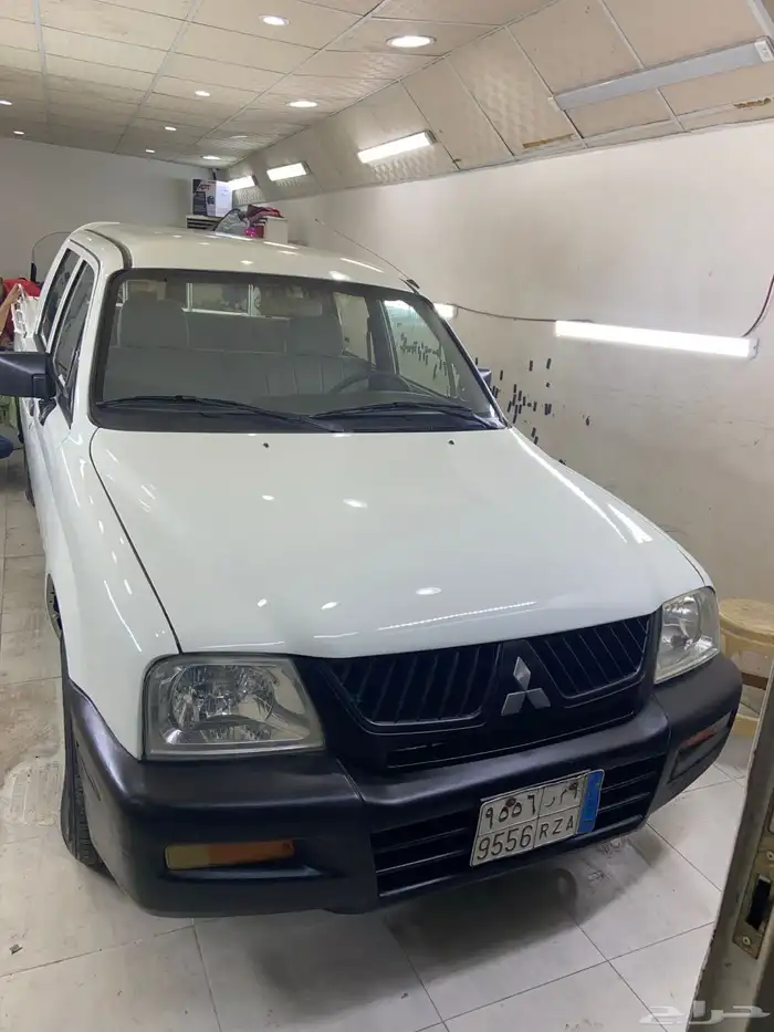 مستبيشي 2005 0