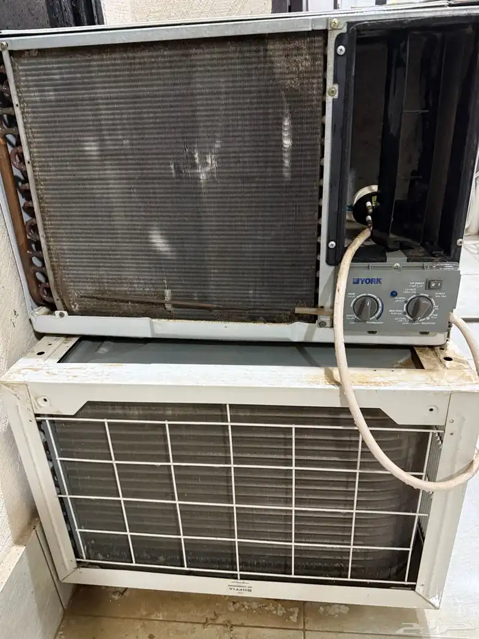 للبيع مكيفات اثنين واحد يباني والثاني أمريكي على الشرط 0