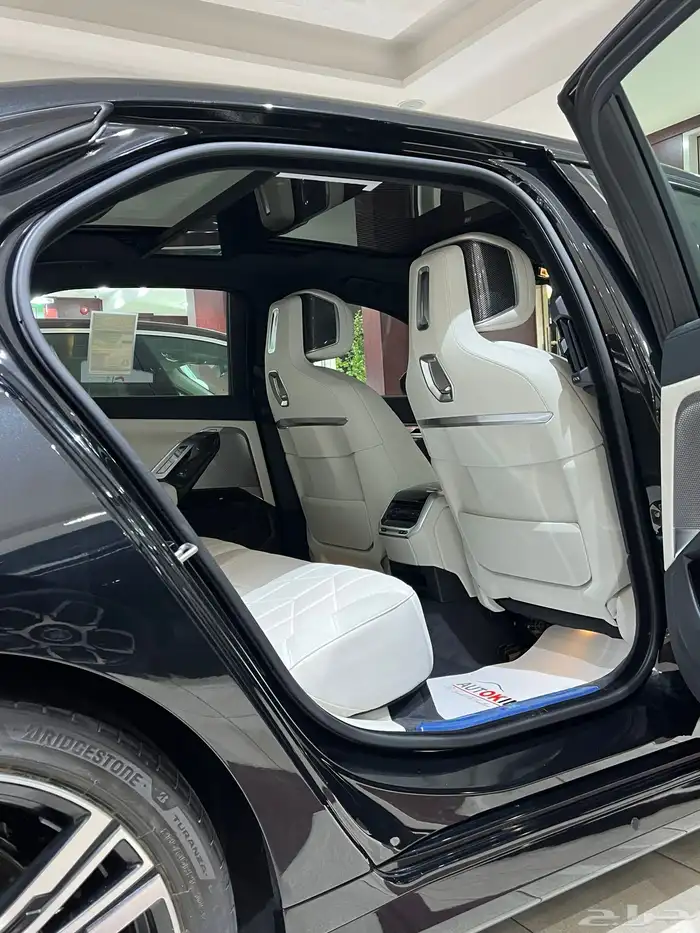 بي ام دبليو 735i 2026 7