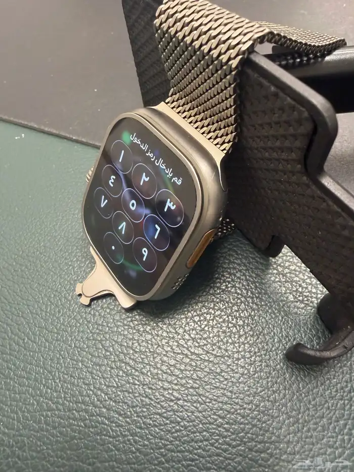 ساعة ابل وتش الترا ون 1