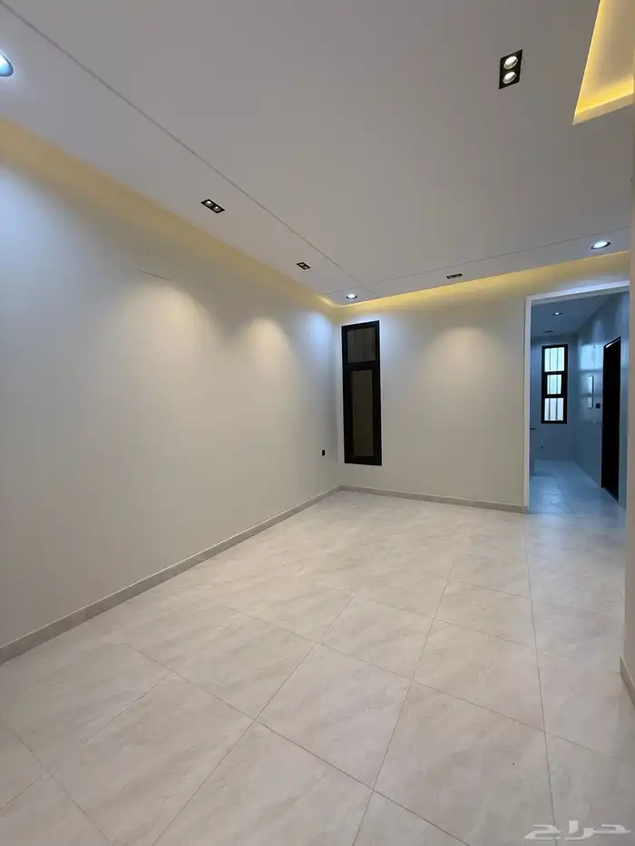 روف علوي مع ملحق 9 غرف بتصميم مودر قرب ح الراقي-بسعر 670الف 22