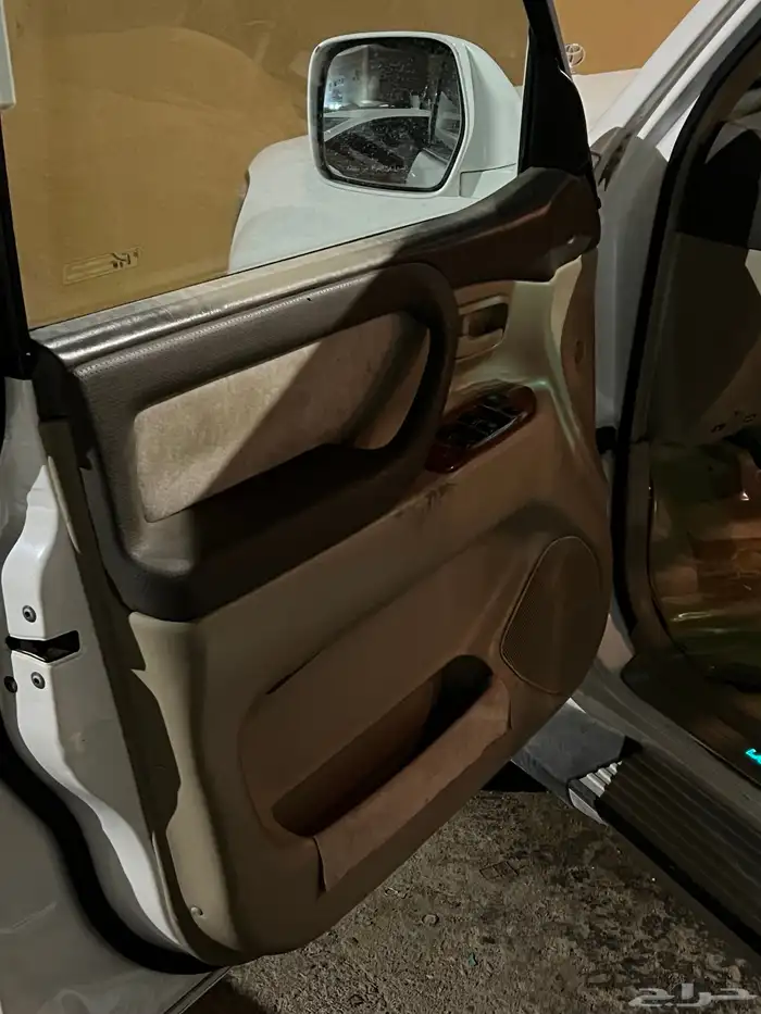 لاندكروزر 2007 جي اكس ار 7