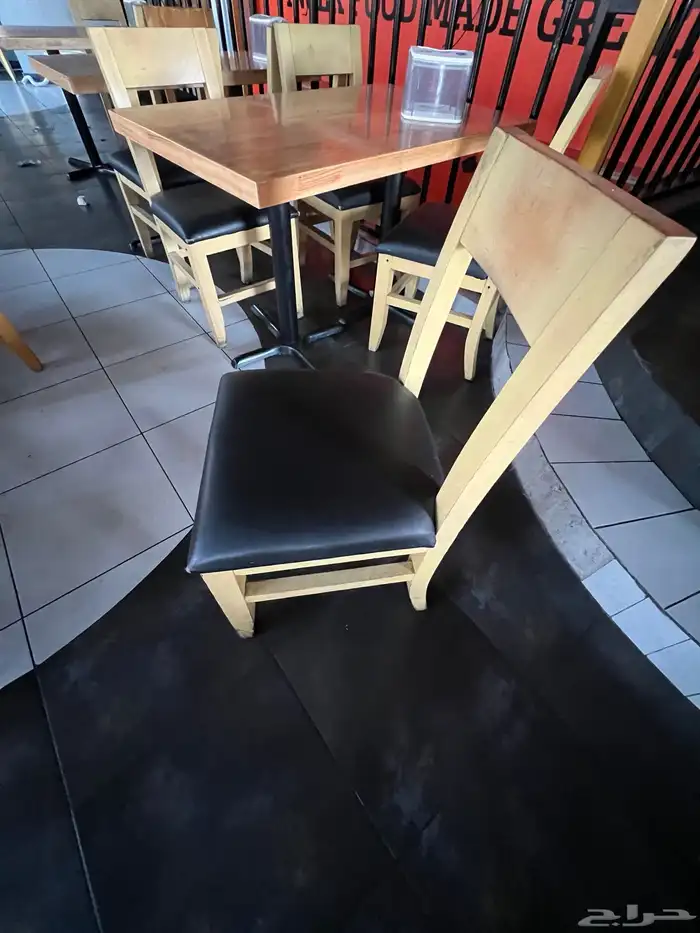 كراسي وكنب وطاولات 1