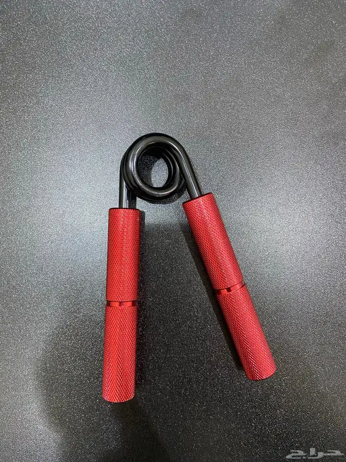 هاند قريب لتمرين السواعد بقوة 200LB باوند 2