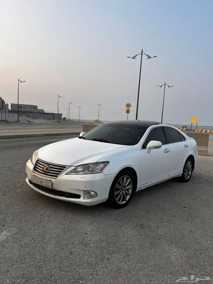لكزس ES 2010 بدي وكالة 4