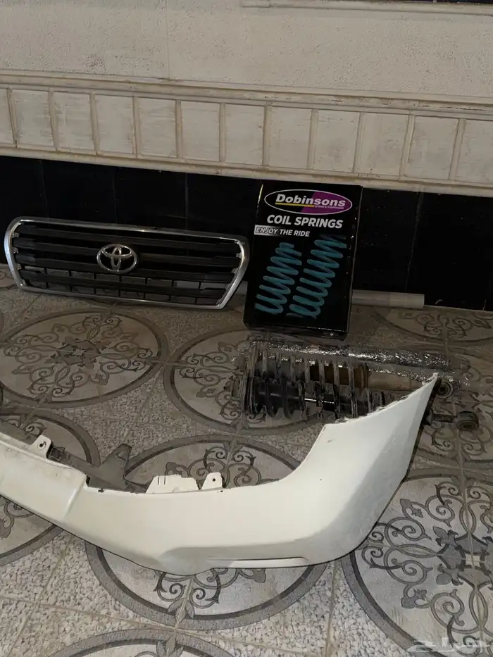 قطع لاندكروزر يايات مساعدات ديكورات مساعدات 2