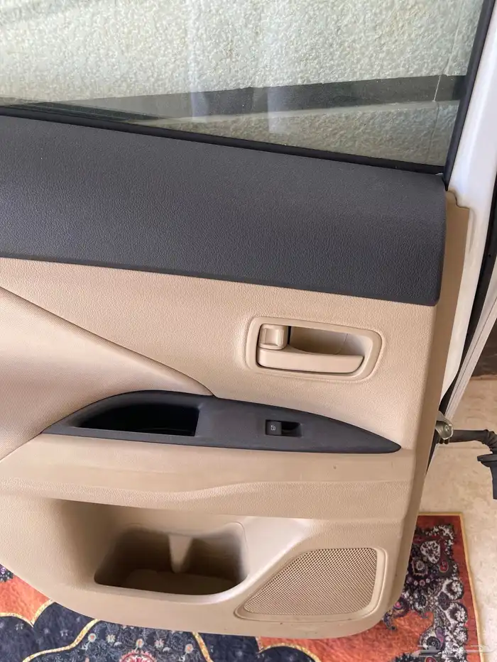 ديكورات ابواب ميتسوبيشي اوتلاندر 2020 15