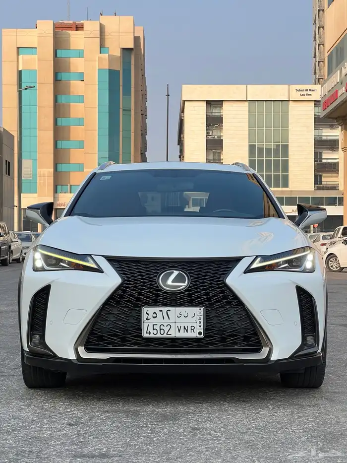 لكزس UX200م ديل 2019 فل 21