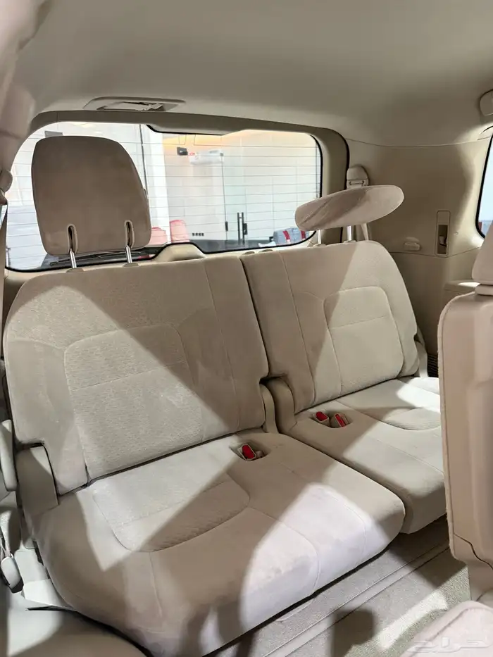 لاندكروزر GXR. سعودي 8 سلندر 2018 15