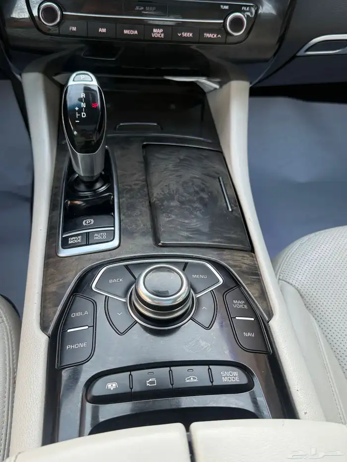 كيا كوريس 2016 فل كامل اعلى فئه 8 سلندر 28