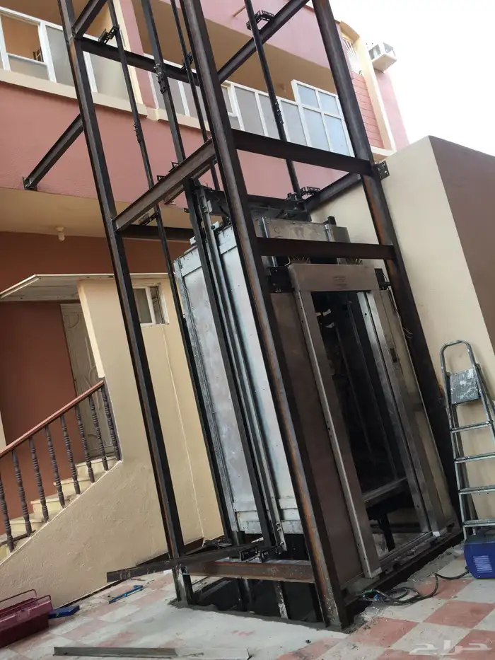 توريد وتركيب وصيانة جميع انواع المصاعد الايطالية 0