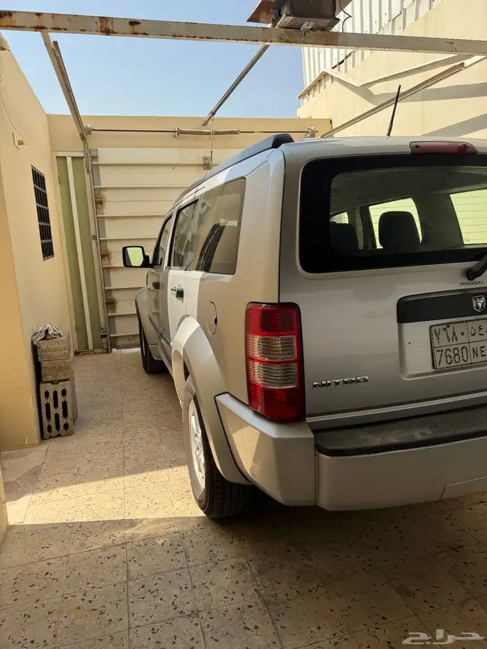 جيب دوج ميترو 2008 7