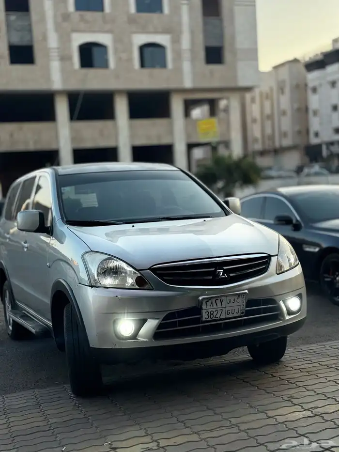 سيارة للبيع 1