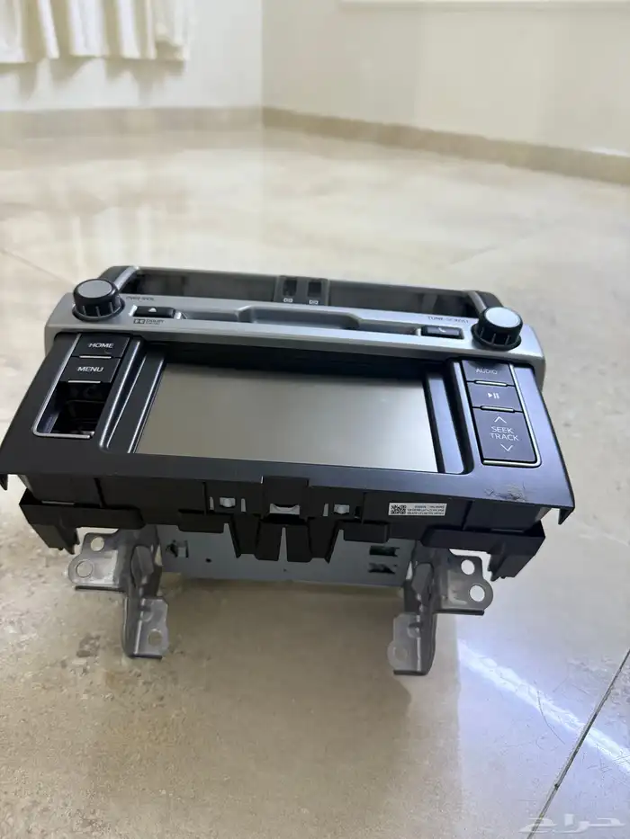 شاشه سياره برادو 2016 2