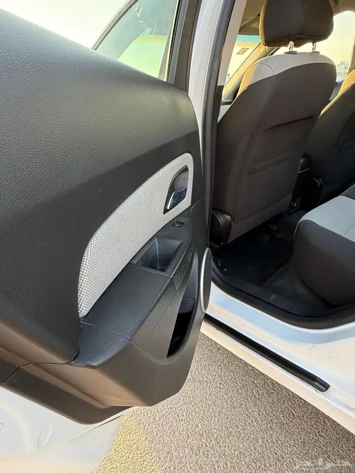 شيفرولية كروز نظيف 31