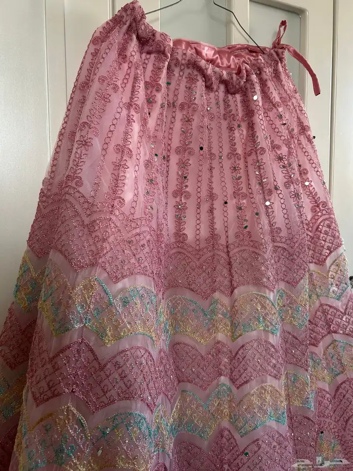 ساري هندي تنورة وبلوزة 1