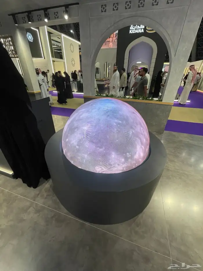 تنظيم المعارض و المؤتمرات شاشات صوتيات اضاءة بوثات 7