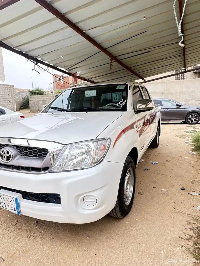 هايلوكس 2010 GL شد بلد يحمل لوحه مكرر 10