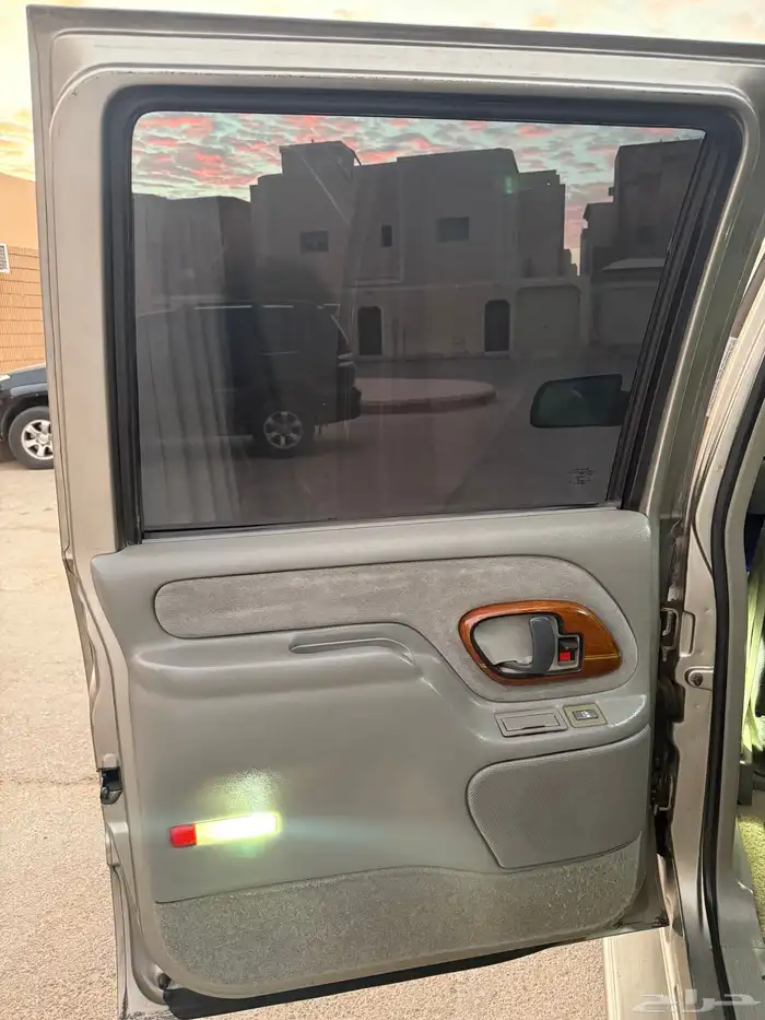 صالون 454 فئة الخمسين مخزن  نظيف جدا 34